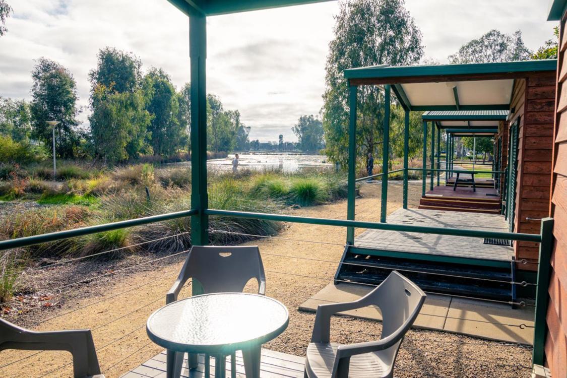 Victoria Lake Holiday Park Shepparton Exterior photo