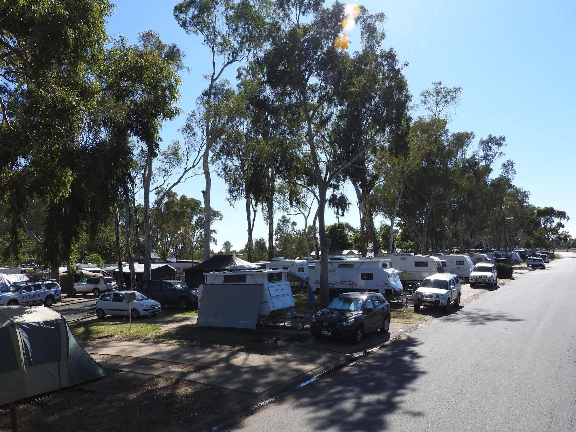 Victoria Lake Holiday Park Shepparton Exterior photo
